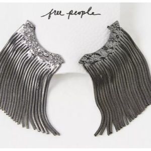 FREE PEOPLE FRINGE CUFF NOIRE TONE CUFF EARRINGS SOLD OUT ONLINE